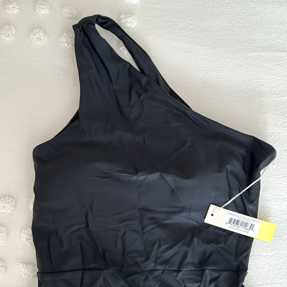 Summersalt Ruched Sidestroke - Picture 3 of 3